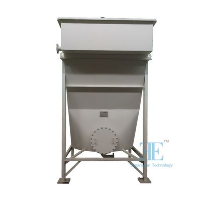 System oczyszczania lamel dla ścieków oczyszczających separator osadów